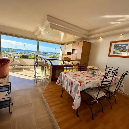 Apartment Marina Star Azuree Le Ciel Le Soleil Et La Entre Antibes Et 50m2 Rien Que Pour Vous Avec Vue Panoramique Sur Garage Prive Terrasse A 150 M *