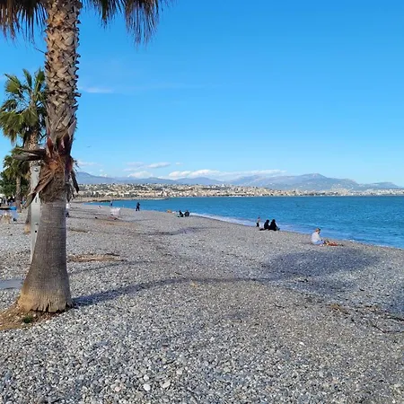 Marina Star Azuree Le Ciel Le Soleil Et La Entre Antibes Et 50m2 Rien Que Pour Vous Avec Vue Panoramique Sur Garage Prive Terrasse A 150 M Apartment